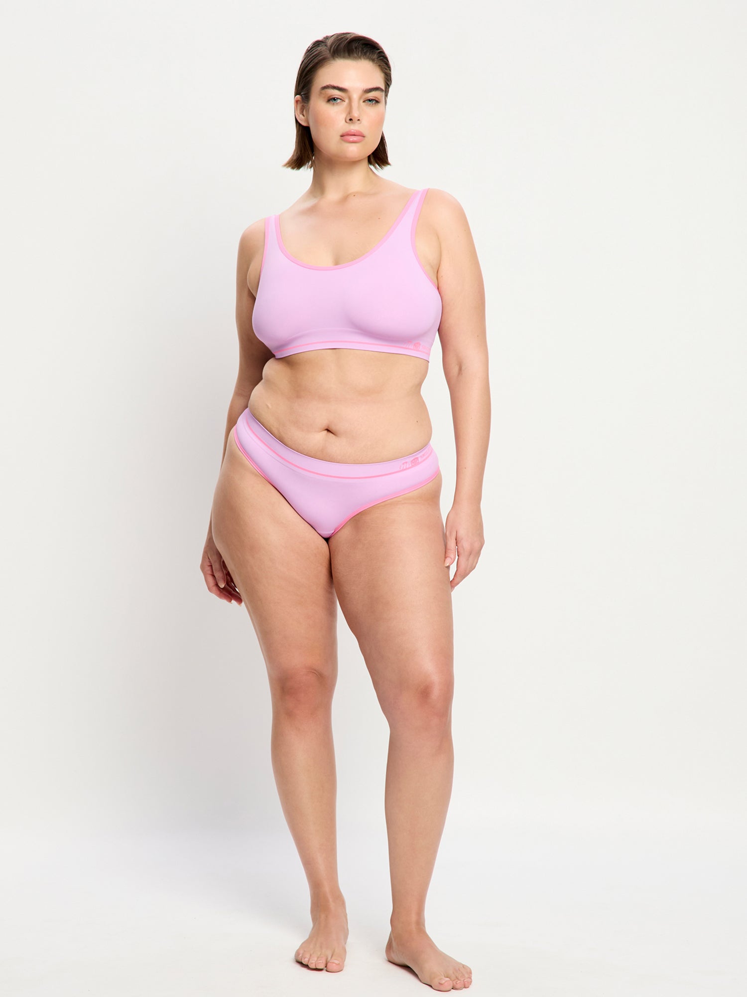 CZTHMWVIOW_MB_Modibodi_Smileyworld_Seamless_Thong_Moisture_Wicking_Violet_Update2-3_Kaitlyn_16-XL.jpg