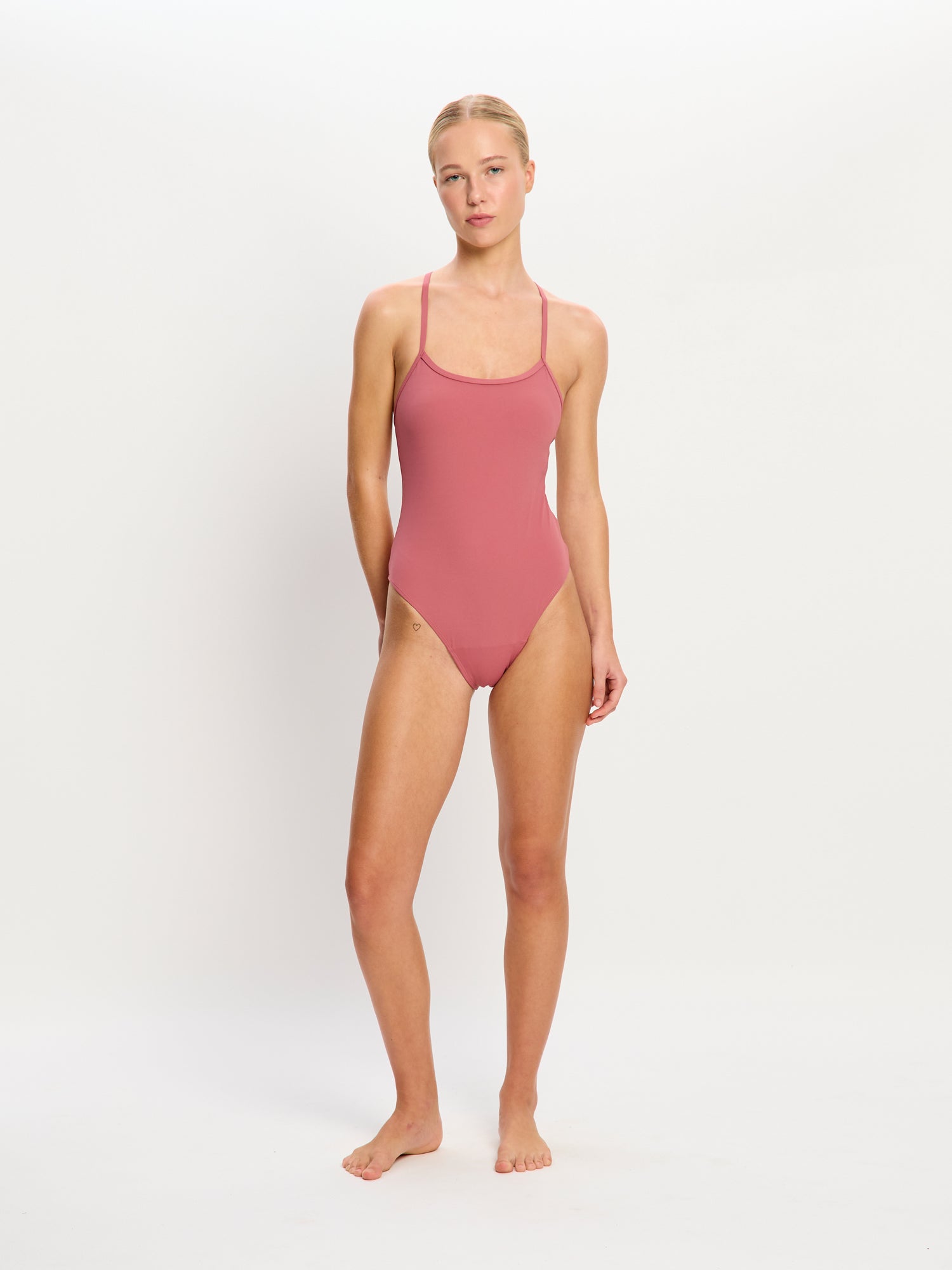 SWSOSCHIMAVW_Molokai_Swimwear_Back_One-Piece_High_Mauve_62_Mimi_10-S.jpg